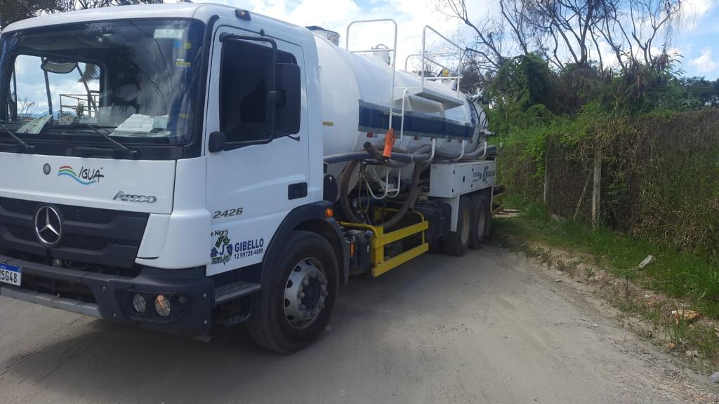 Caminhão de Hidrojateamento